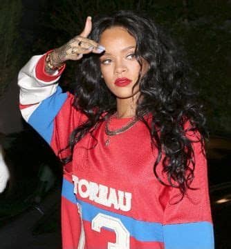Hair black curly hair weave cheap wholesale brazilian human hair weave bundles curly hair extension for black women. Rihanna Long Black Curly hair | Rihanna hairstyles, Curly ...