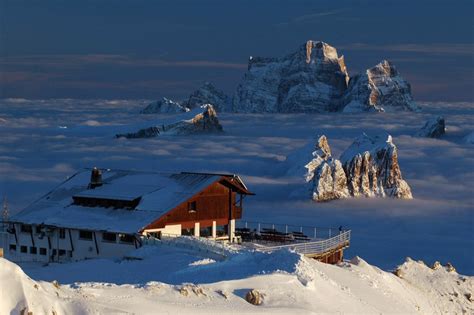 Skiing In Cortina Dampezzo Italy Ski Slopes And Others Information