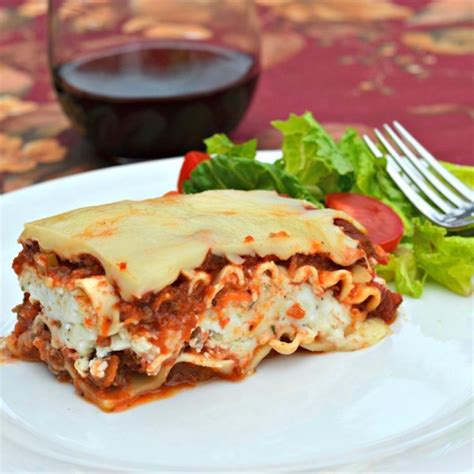 Classic And Simple Meat Lasagna Photos