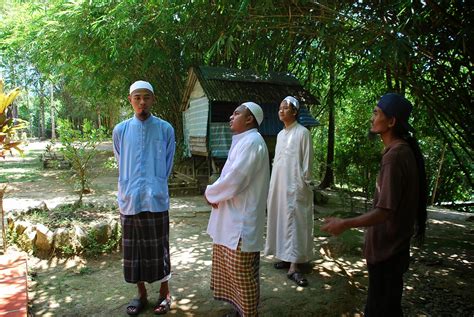 Kampung gemuruh is in terengganu. budok pondox....: PONDOK JENAGAU, KUALA BERANG, TERENGGANU