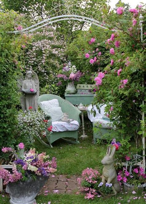 Shabby Chic Rose Garden Ideas