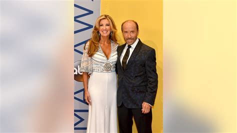 lee greenwood reflects on ‘god bless the u s a success lasting marriage of 27 years fox news