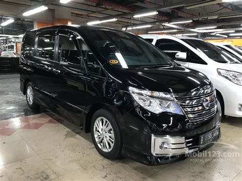 Discover new nissan sedans, mpvs, crossovers, hybrid & electric vehicle, suvs, pick up trucks and commercials vehicles. Jual Mobil Nissan Serena 2017 Highway Star 2.0 di DKI ...