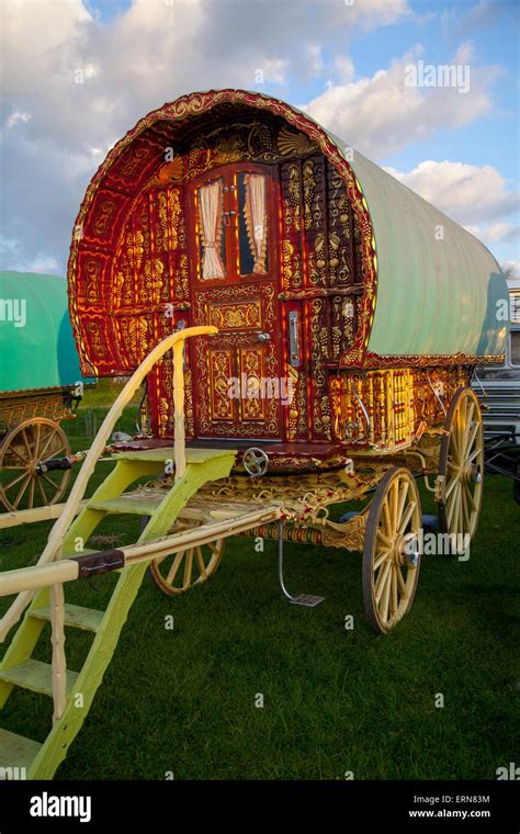 Romany Travellers Gypsy Caravans Vanner Wagon Vardo Bow Top Caravans