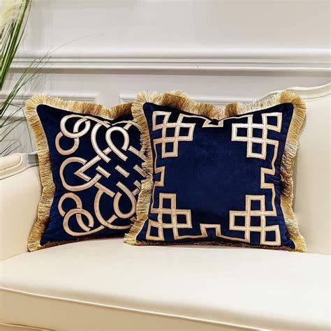 Pack Of 2 Luxury Black Decorative Pillows With Tassels 20 X 20
