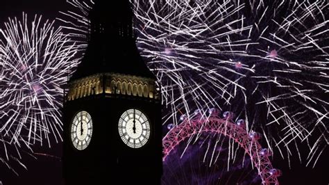 New Year Uk Welcomes 2023 With A Bang As Public Fireworks Displays