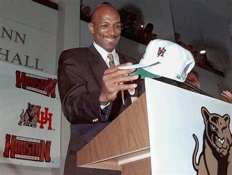 This Date In Uh History Clyde Drexler Returns As Coach