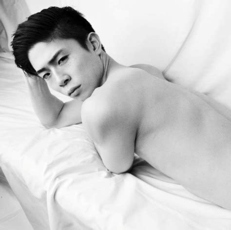 After high school, ken caught the fashion bug, when he was discovered in a department store, by a model agent who. instiz JAPANESE MALE MODEL DATING A KOREAN MALE MODEL ...