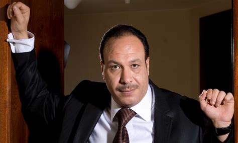 غيب الموت الممثل المصري خالد صالح عن عمر يناهز 49 عاما بعد يومين من إجراء جراحة قلب في مدينة أسوان جنوبي مصر. صور الممثل المصري خالد صالح 2015