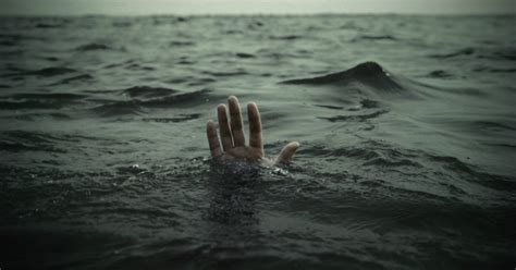 Mumbai Man Drowns Trying To Save A Girl Who Fell Off A Cliff Into The