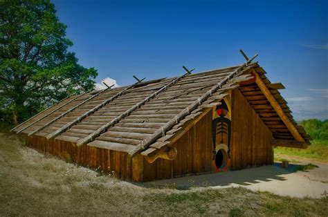 Chinook Long House Long House Native American Houses Chinook Indians