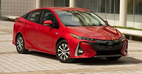 2022 Toyota Prius Specs Pricing Mpg And Features