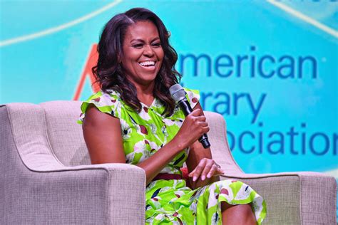 Michelle Obama Wears Bathrobe In Instagram Picture