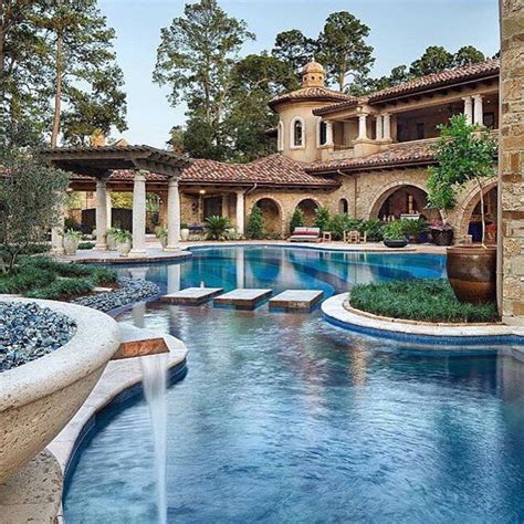 Pin On Luxurious Pools