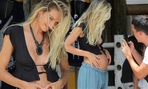 Pregnant Candice Swanepoel Cradles Bump On The Beach Sexiz Pix