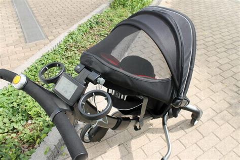 電動折りたたみベビーカー 4moms Stroller に（息子が）乗ってみた！ ねとらぼ