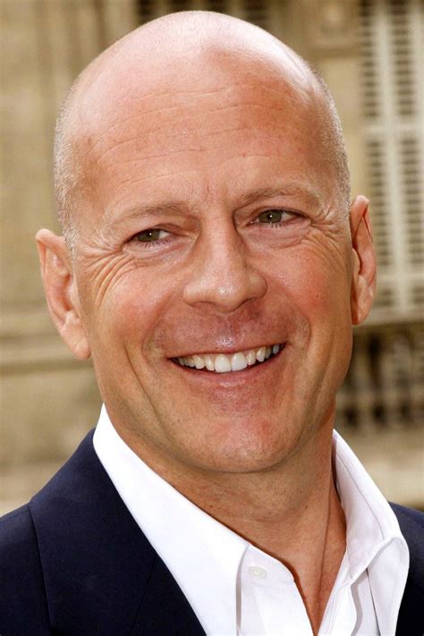 Collectively, he has appeared in films that have grossed in excess of $2.5 billion usd, placing him in the top ten stars in terms of box office receipts. Bruce Willis | NewDVDReleaseDates.com