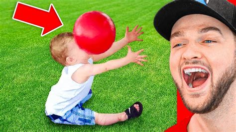 Worlds Funniest Kids Try Not To Laugh Youtube