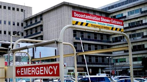 demolition and decontamination at old royal adelaide hospital may cost 200m says renewal sa