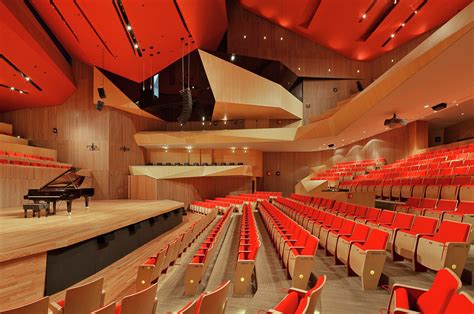 Please choose a different date. Gallery of Roberto Cantoral Cultural Center / Broissin ...