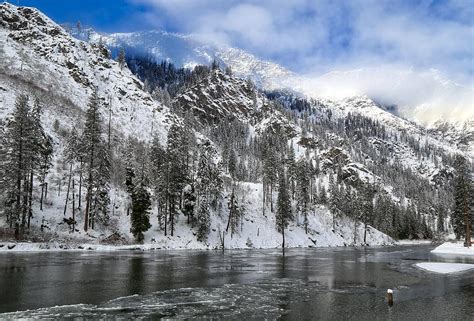 Wenatchee River In The Winter Photograph By Lynn Hopwood
