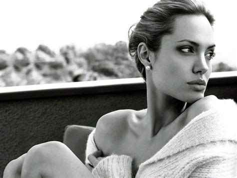 Stunning Angelina Jolie Fotografia De Mulheres Fotografia Feminina