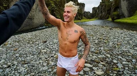 Justin Bieber Naked Photos Bora Bora Swimming Pool Dip Pictures Go Viral