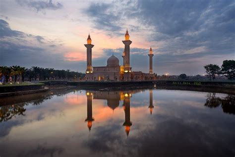 Jalan air putih, kuantan, 25100, pahang. Masjid Tengku Ampuan Jemaah, Bukit Jelutong | Bukit ...