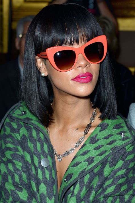 Rihannas 50 Best Beauty Looks Rihanna Sunglasses Rihanna Rihanna
