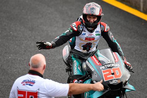 Il commence la moto à l'âge de 4 ans, ensuite il part. Fabio Quartararo: "Hemos sido una sorpresa para todos ...