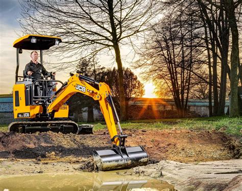 Jcb 18z 1 Mini Digger For On Farm Drainage And Ground Works Farm