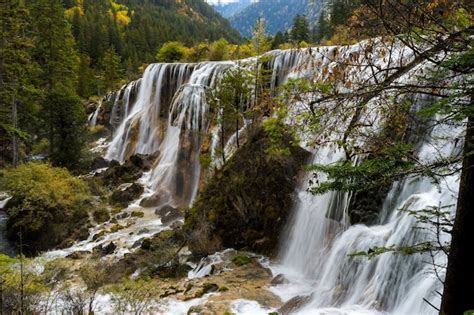 Premium Photo Pearl Shoal Waterfall In Jiuzhaigou National Park