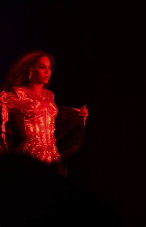 BeyoncÉ Legion On Twitter Beyoncé Performing In Pasadena — Round 1
