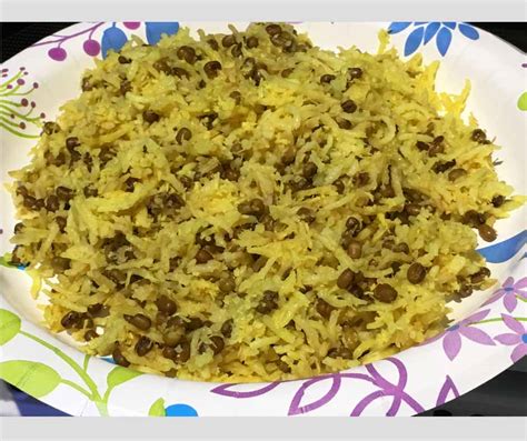 This delicious dish from south india is also called chitranna, and is made all in one pot from start to finish, this yellow rice is easy to put together and is excellent with raita on the side. Yellow Rice And Beans Recipe Easy - Recipe Garden