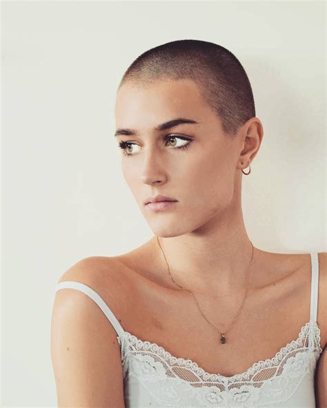 33 Fierce Women Embracing The Buzzcut — And Will Make You Want One Shaved Hair Women Buzz