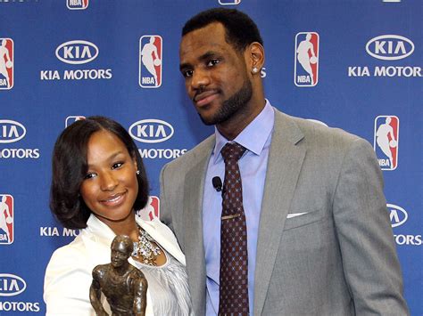 Inside The Marriage Of Lebron And Savannah James Business Insider