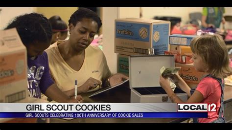 Girl Scout Cookie Selling Season Officially Begins Youtube