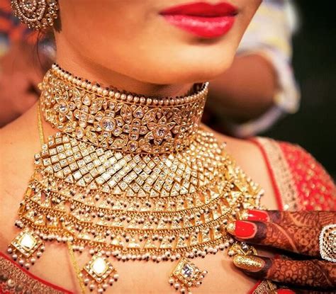 Stunning Bridal Gold Necklace Designs For The Swoon Worthy Brides Of 2021