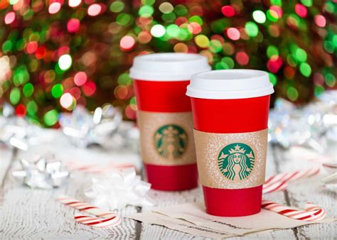 Is starbucks open on christmas. This Starbucks Challenge Is The Sweetest News We Need To ...