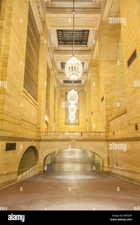 Whispering Gallery In Grand Central Terminal Station Manhattan New
