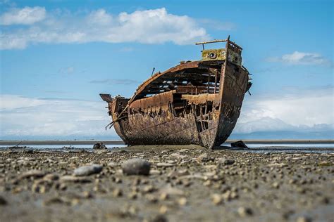 Shipwreck Boat Ship Sea Wreck Abandoned Coast Old Water Broken