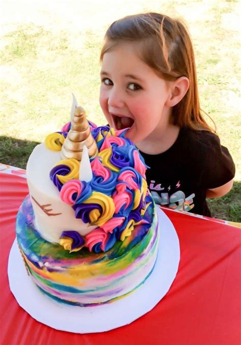 Charleigh Couldnt Wait To Dig Into This Awesome Unicorn Cake Thanks