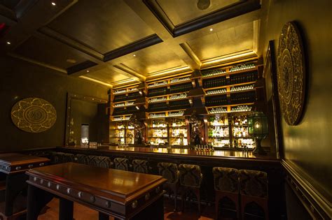 Hotel Bars The Best New And Classic New York Hideaways