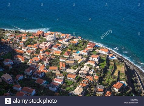 The population in 2011 was 204,1 in an area of 0.74 km².2 it is approximately 3 kilometres (1.86 mi) northwest of calheta. Portugal, Madeira island, Jardim do Mar, a picturesque ...