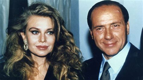 Biografia Silvio Berlusconi Vita E Storia