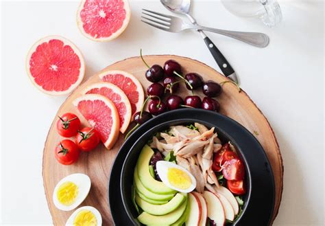 But just because you can't gorge on pasta, sip sweet tea, or eat a the tastiest, most surprising foods you can eat on the keto diet. How Many Carbs Can You Have On a Keto Diet? - Modern Fit
