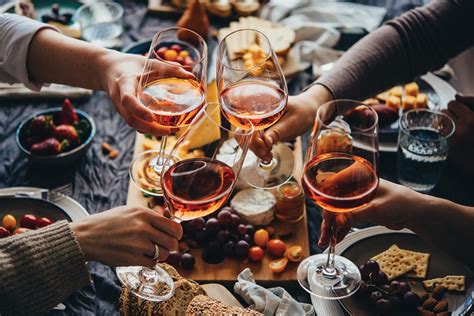 Make Your Holidays Delicious With These Food And Wine Pairings
