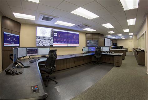 Creating Ergonomic Security Control Rooms | Mauell