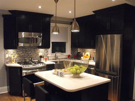 They're also less susceptible to condensation from dishwashers , greasy fingerprints if you are in the process of fully transitioning your kitchen to black stainless steel, it is perfectly acceptable to mix black appliances and. Modern Black And White Kitchen With Stainless Steel ...