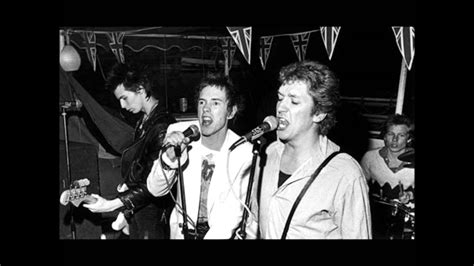 Sex Pistols Pretty Vacant Live Jubilee Thames 1977 Youtube